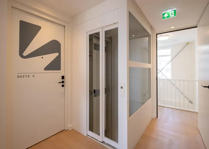 Four Stories 4* The Hague