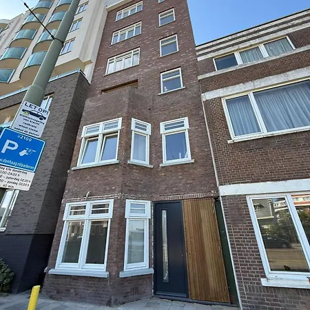 Hotel apartamentowy Four Stories Haga