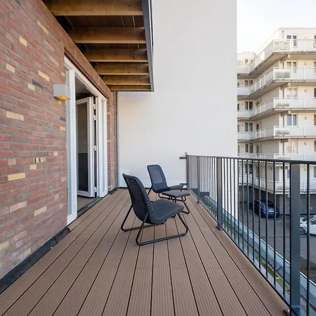 Four Stories Hotel apartamentowy 3*