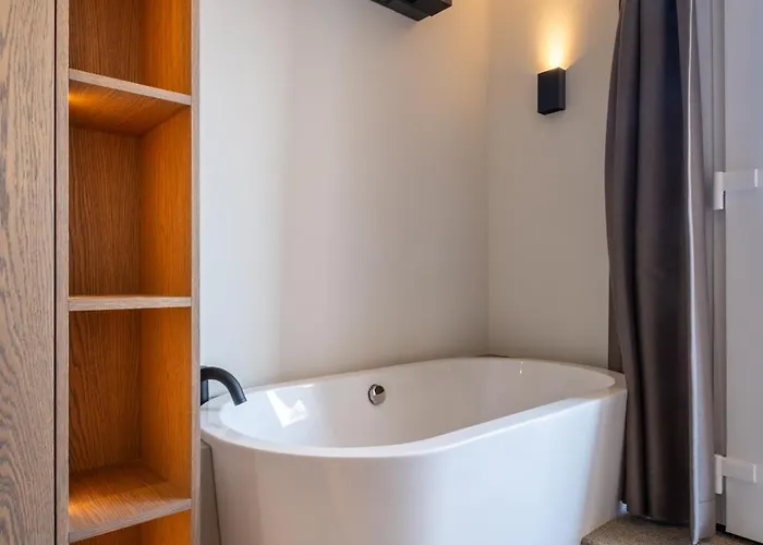 Four Stories Hotel apartamentowy